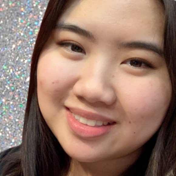 Meet your Posher, Amanda - Picture 1 of 1